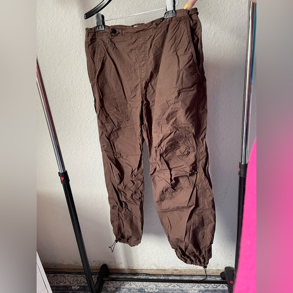 GARAGE brown drawstring pants - Picture 1 of 4